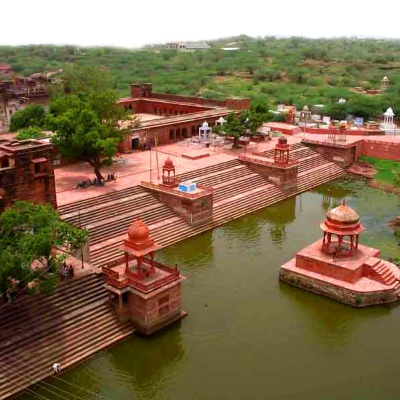 Cab from Bharatpur to Dholpur