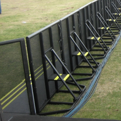 Mojo Barricade Rental